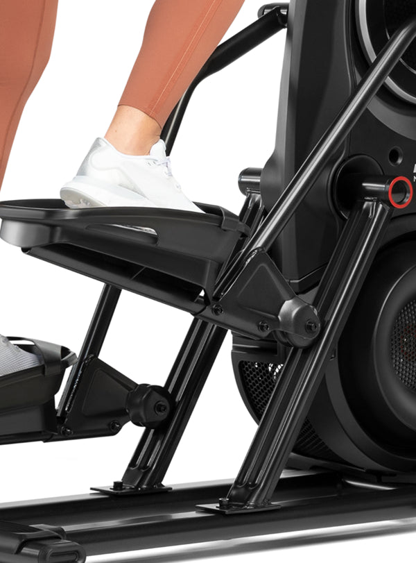 Close-up of a BowFlex Max Total 16's dual rail.