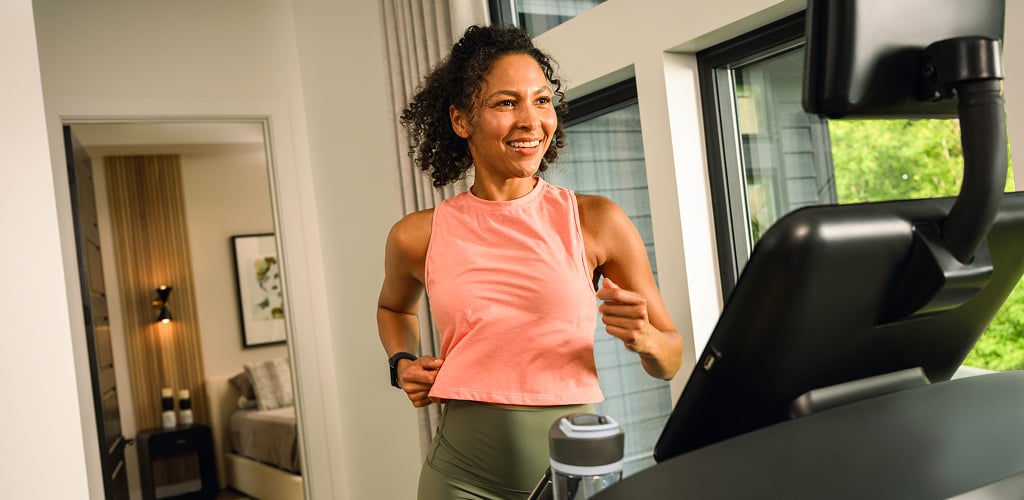 woman on a bowflex t6 treadmill
