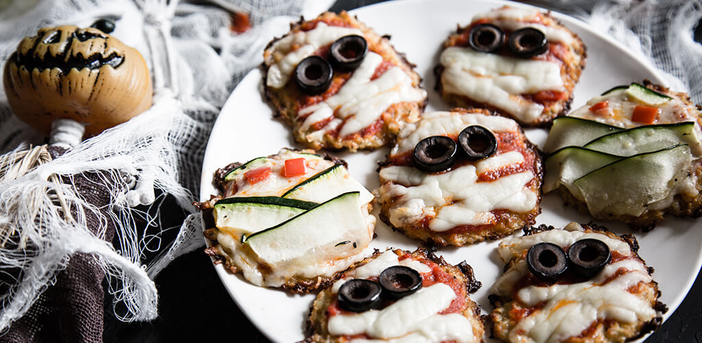 close up image of cauliflower crust pizza bites