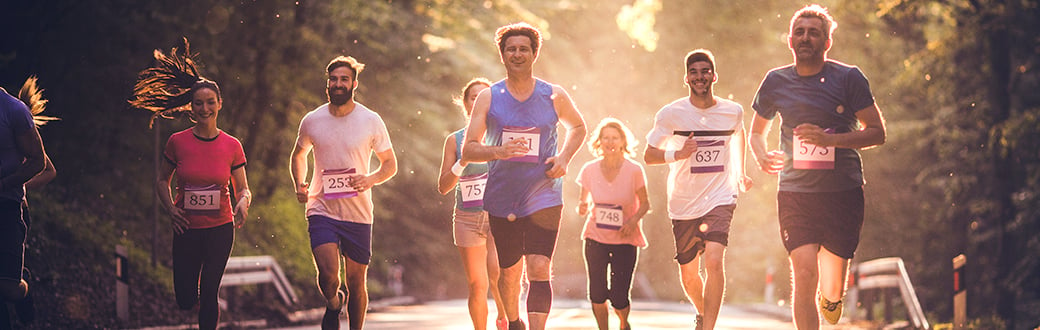 group of runners