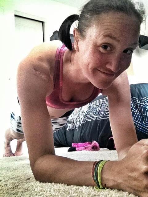 Jacqueline Mariash doing a plank