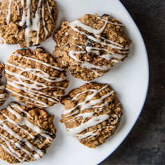 closeup of oatmeal raisin cookies